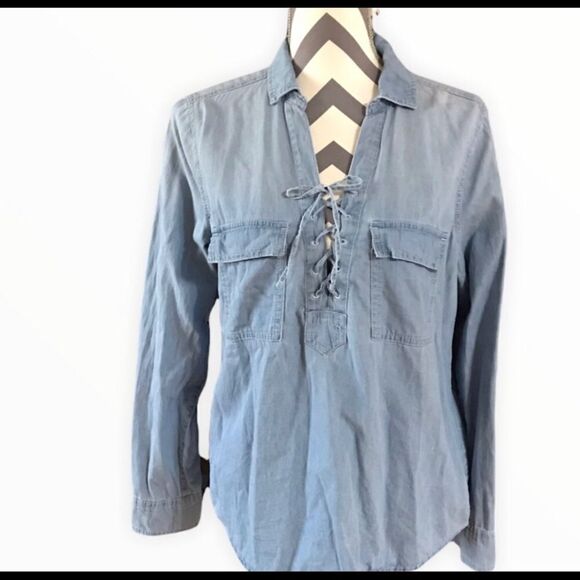 SO Medium Lightweight & Light Wash Denim Top - Picture 1 of 5